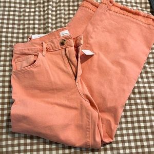 Super cute wide leg crop from loft size 28